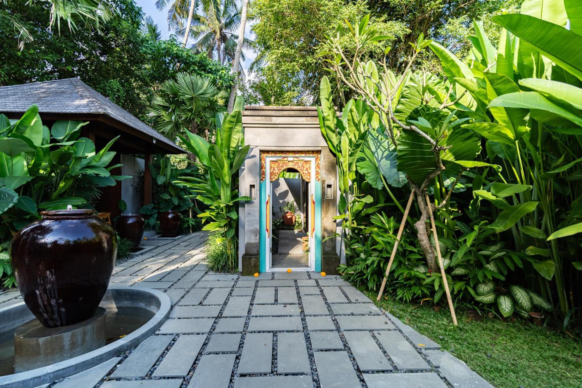 The Peacock Room Ubud Экстерьер фото